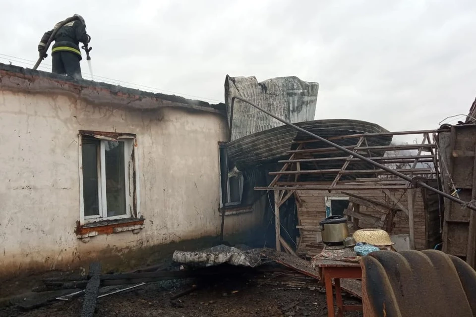Пожар в Новосибирской области стал смертельным для ребенка. Фото: МЧС.