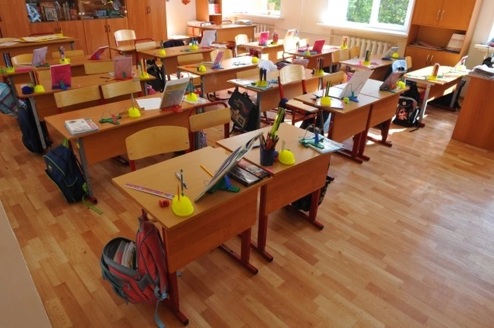 В Смоленской области образовательные учреждения уходят на каникулы из-за COVID-19.