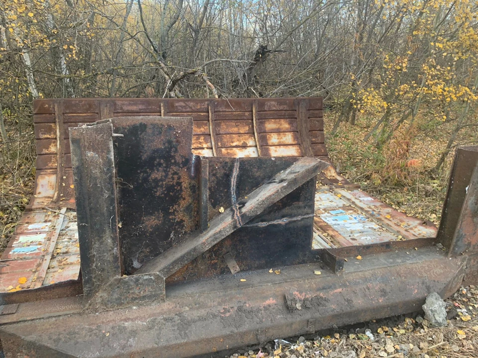 В Липецке пытались украсть автобусную остановку