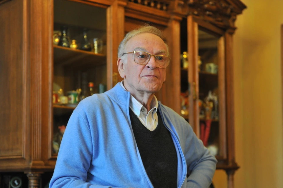Легендарный диктор телевидения Игорь Кириллов скончался на 90-м году жизни.