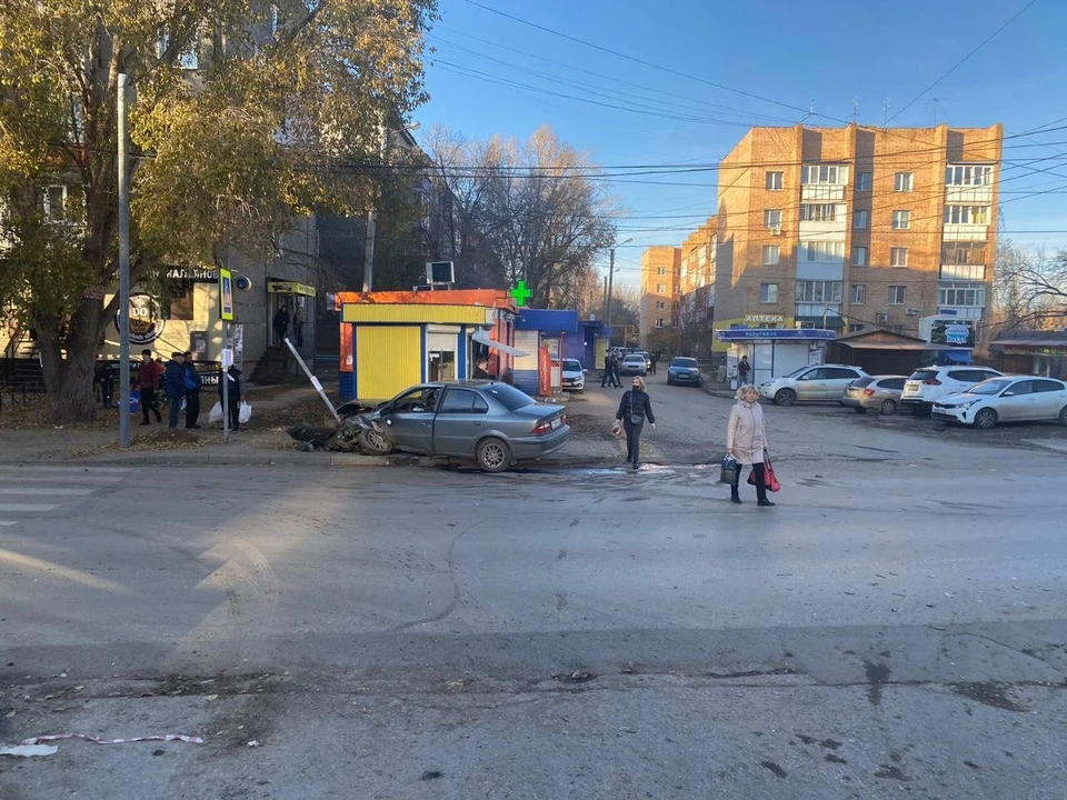 ДТП произошло в воскресенье в микрорайоне Сухая Самарка. Фото: ГУ МВД по Самарской области