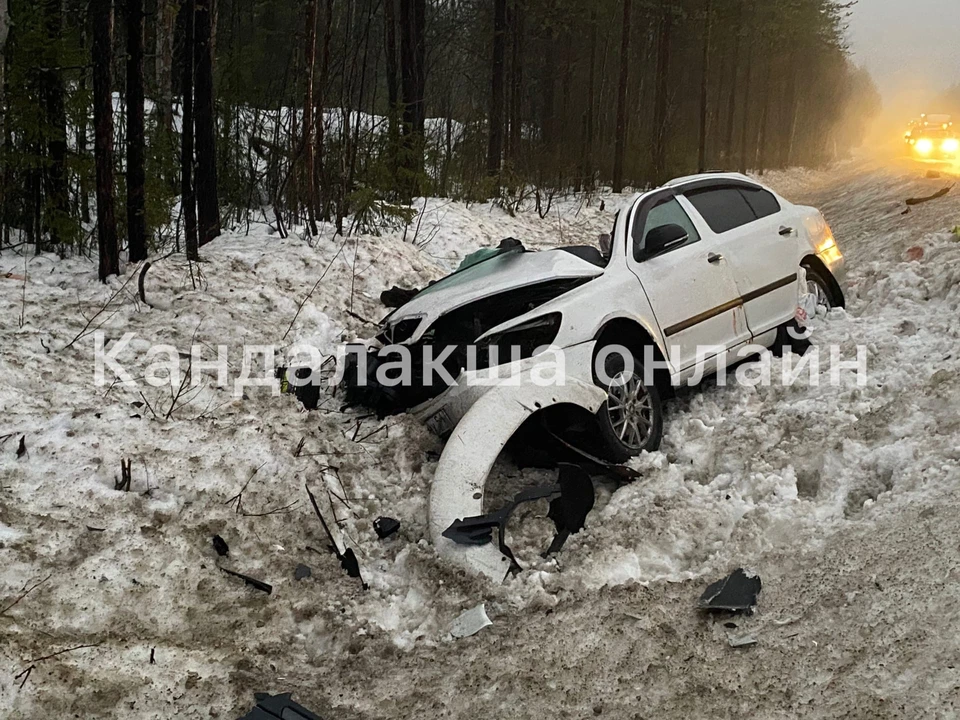 Легковушка с двумя детьми в салоне столкнулась с фурой. Фото: vk.com/kandaone