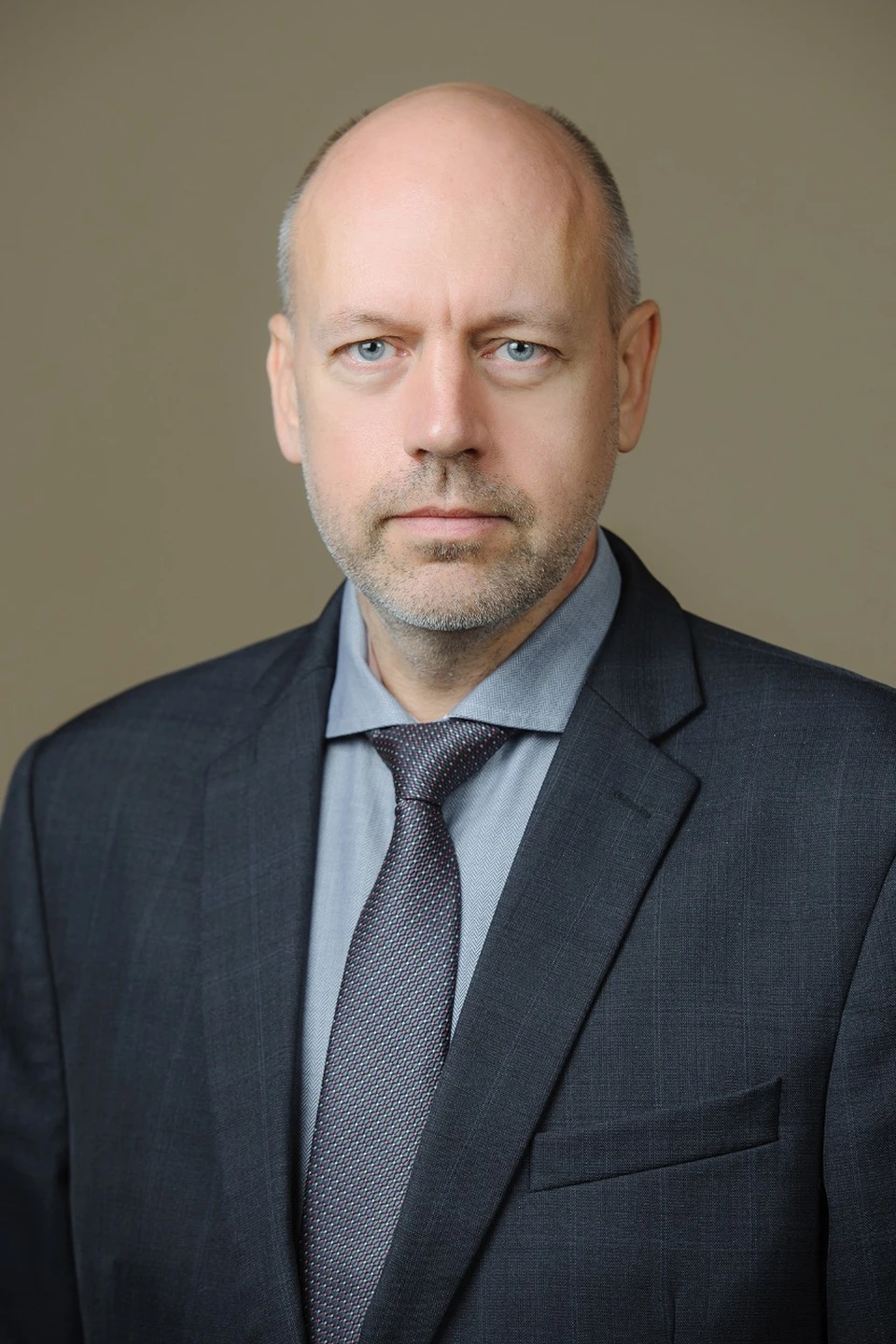 Александр Холод проработал руководителем управления больше двух лет.