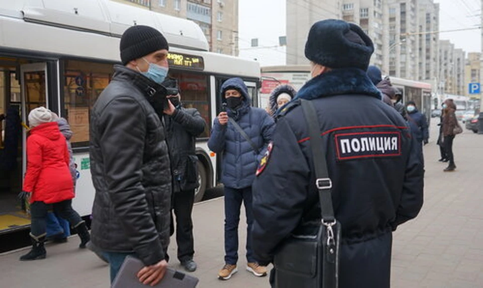 В областном центре прошла очередная проверка выполнения противоэпидемических мер водителями, кондукторами и пассажирами