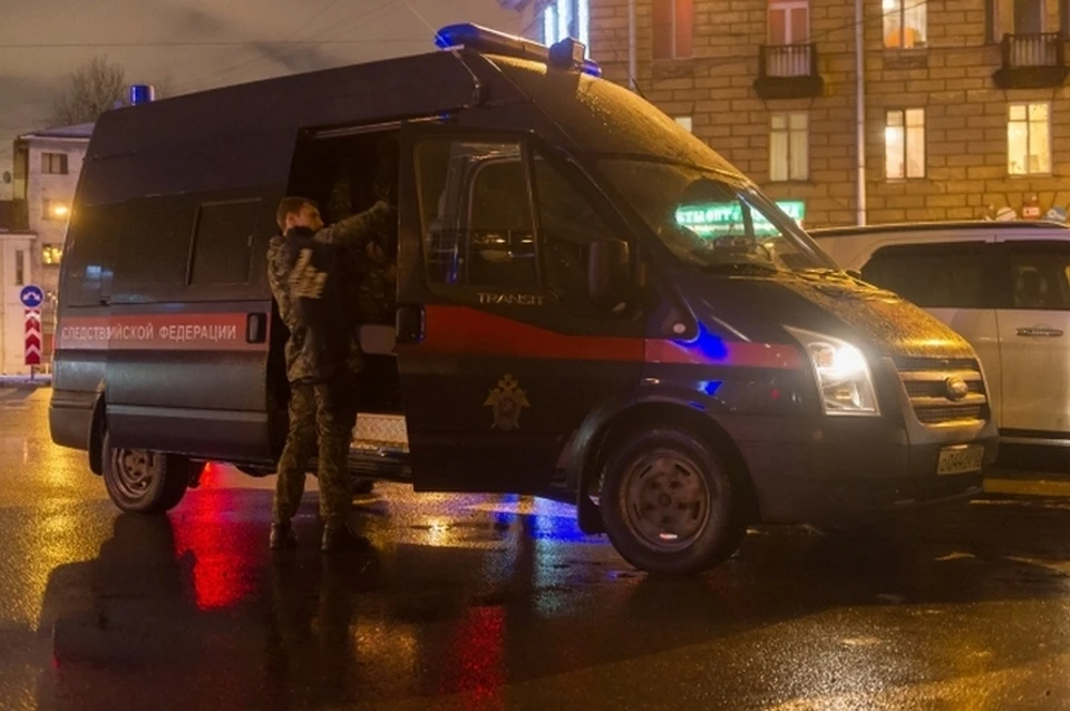 В два часа в дежурную часть полиции поступило сообщение о пенсионерке, которая позвонила им и успела назвать только свой адрес