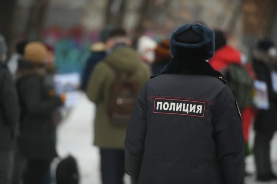 Телефонный мошенник выманил больше миллиона рублей за день у трех жителей Комсомольска