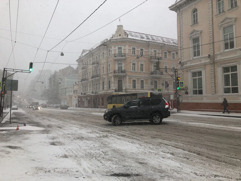 Непогода атаковала Владивосток ночью и ранним утром 30 ноября