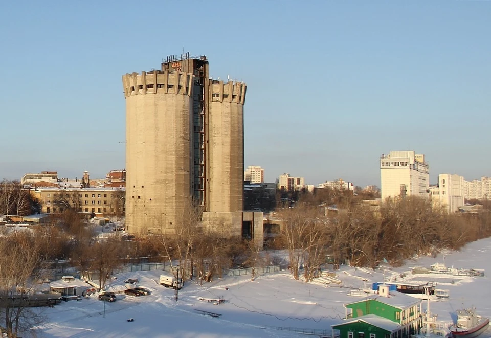 Неприветливые башни элеватора - ценный памятник эпохи. Фото: Армен Арутюнов