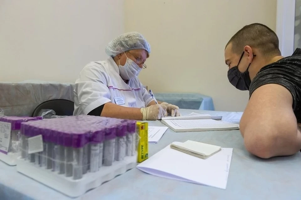 Жители Республики, прошедшие вакцинацию, получают QR-коды в поликлиниках и по месту вакцинации