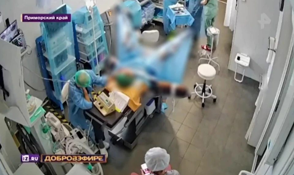 Несколько минут операции в гинекологии оказалось в открытом доступе Фото: принтскрин видео, ren.tv, iz.ru