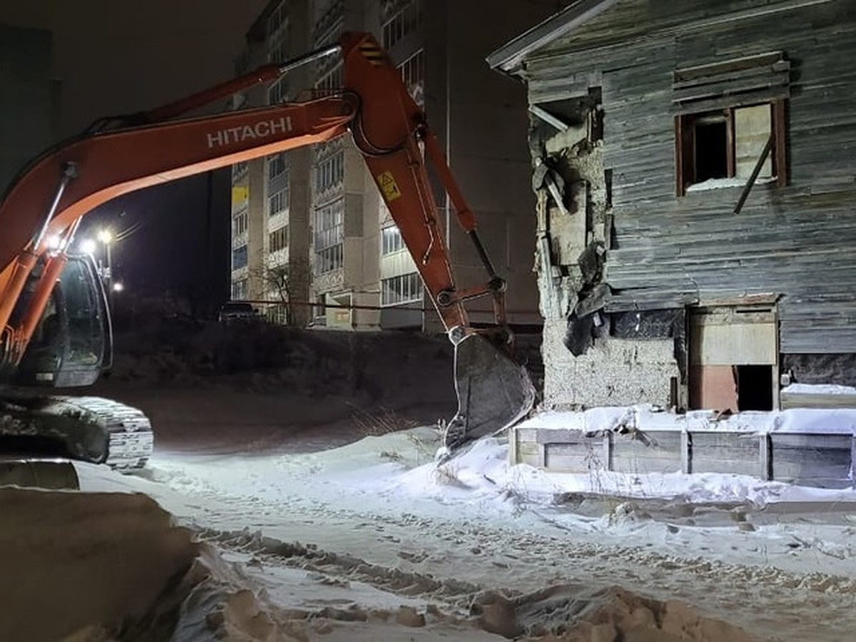 «Сами понимаете, раннее утро понедельника»: В Карелии подрядчик по ошибке  снес не тот дом - KP.RU