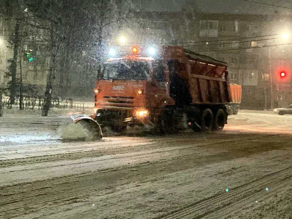 Нижегородцев просят не оставлять машины на проезжих частях, тротуарах и на въездах во дворы