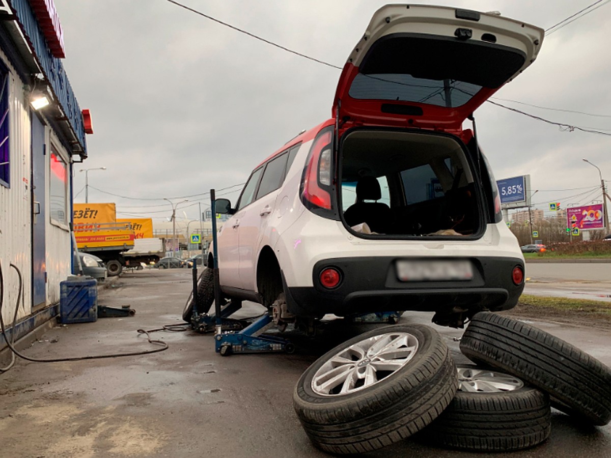 В Колпино шиномонтажник насмерть забил коллегу кувалдой за предложение  интимной близости - KP.RU