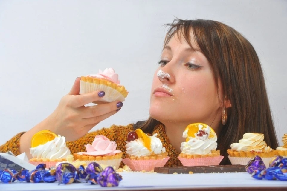 Больше всего мозгу вредят сладкие продукты.