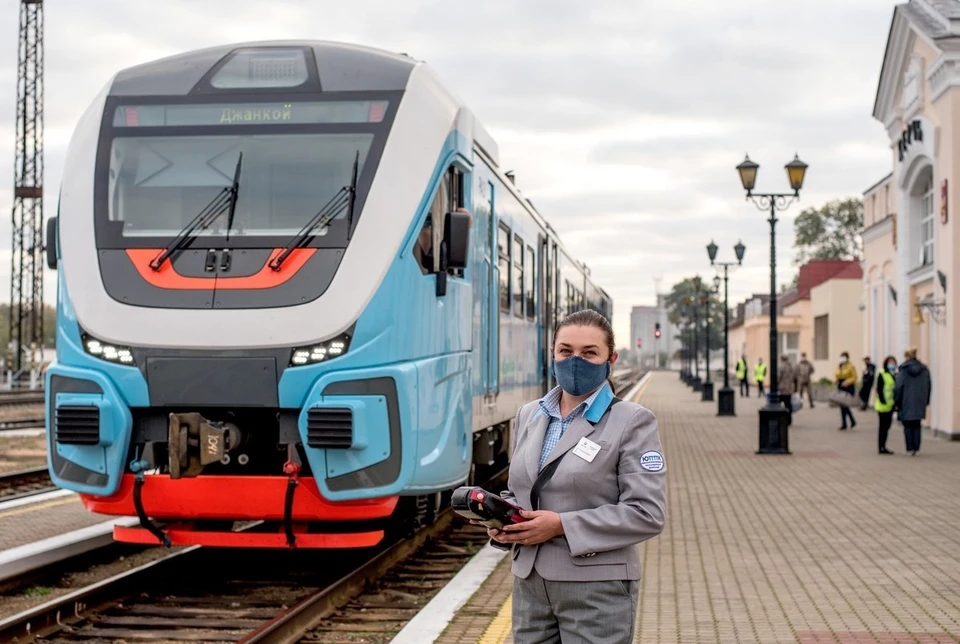 В Крыму льготный проезд в электричках отменен для пенсионеров без QR-кода. Фото: пресс-служба ЮППК