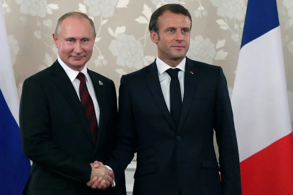 Путин и Макрон по телефону обсудили ситуацию на белорусско-польской границе