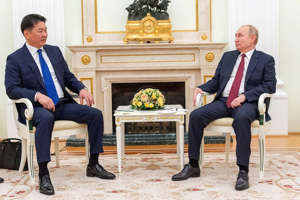 Хурэлсухом заявил, что рад свой первый иностранный визит в качестве президента Монголии совершить в Россию