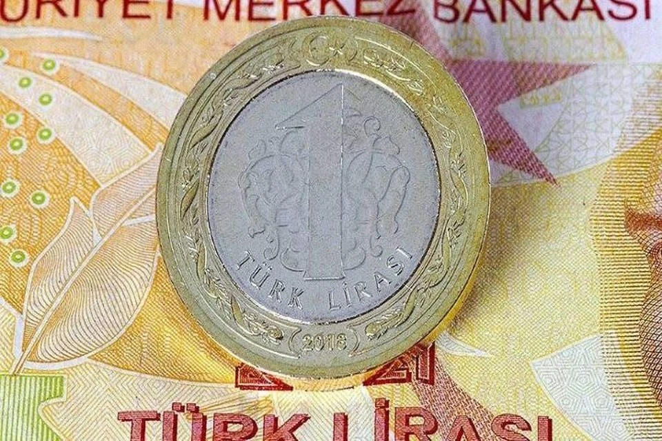 Турецкая лира укрепилась после рекордного падения