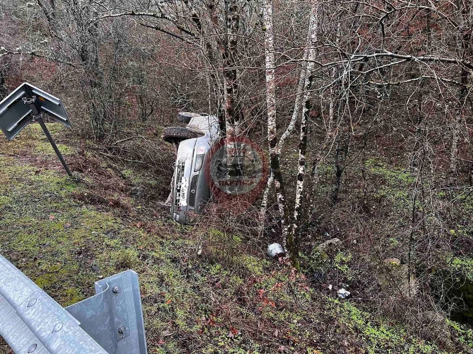 Авария произошла на Южном берегу Крыма. Фото: Автопартнер Крым Севастополь ДТП/VK