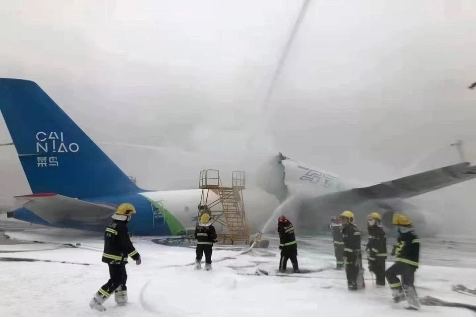 Экипаж самолета не пострадал. Фото: AviaNews.