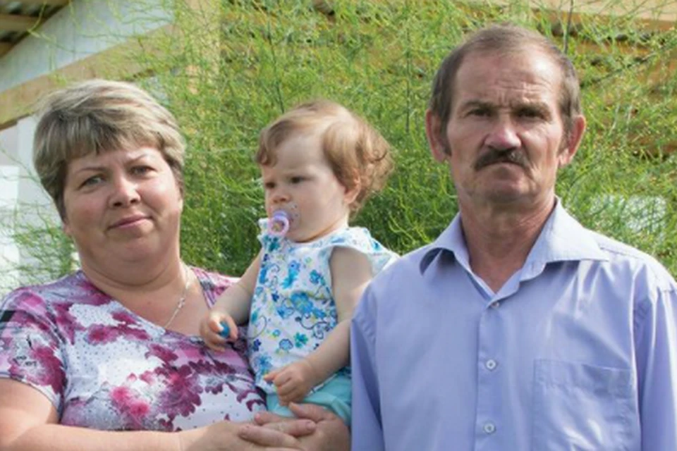 Многодетные родители воспитали четырех детей и уже дождались внуков. Фото Instagram Ревизорро Мама | Пермь.