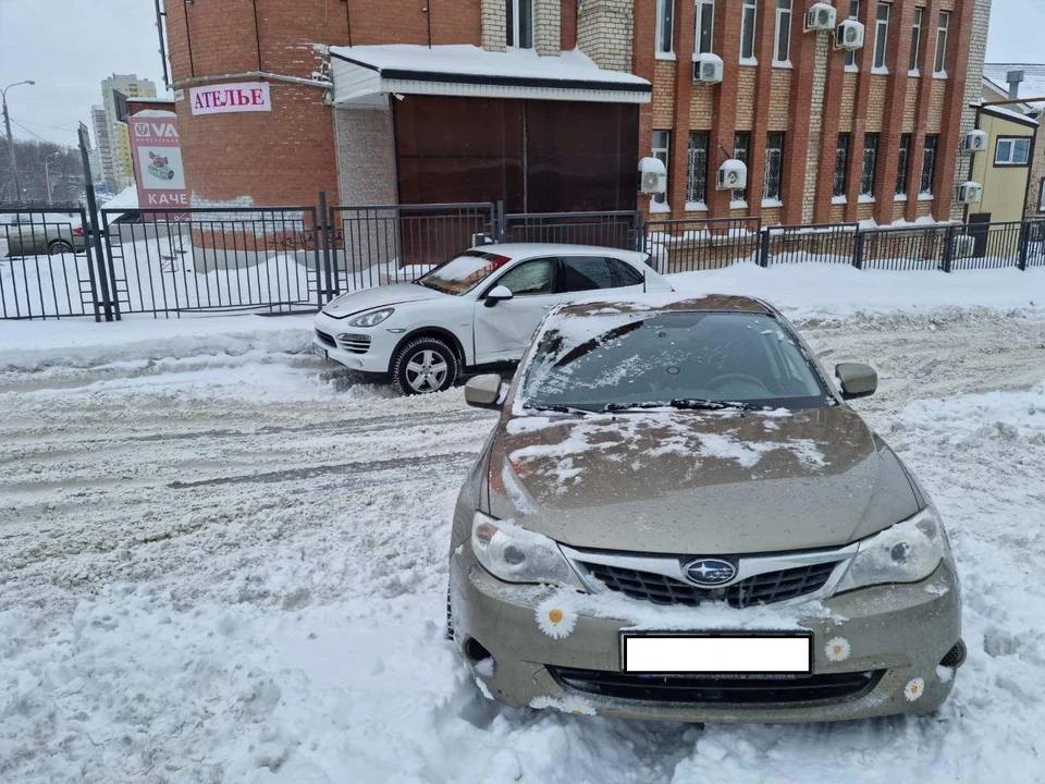 Обе автоледи получили телесные повреждения. Фото: ГУ ВД по Самарской области