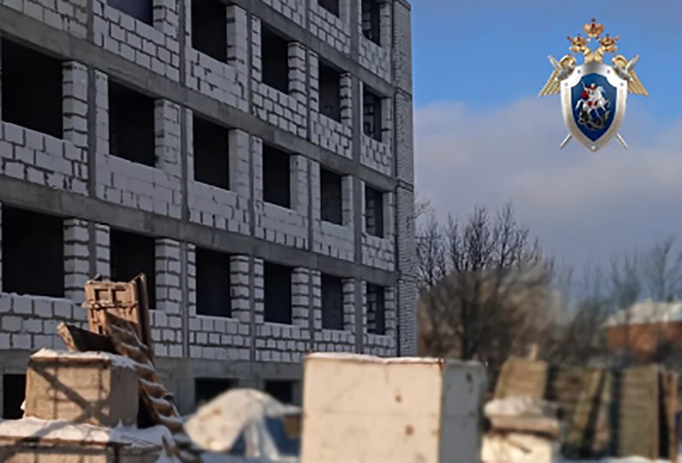 Рабочий сорвался с седьмого этажа строящегося дома в Нижнем Новгороде.
