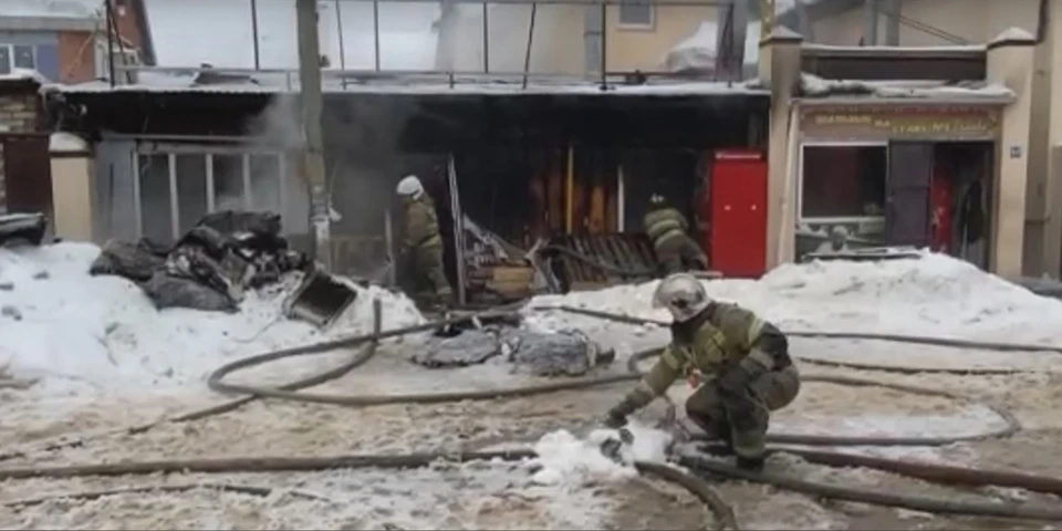 Бригаде пожарных удалось остановить возгорание. Фото: Патруль Тольятти