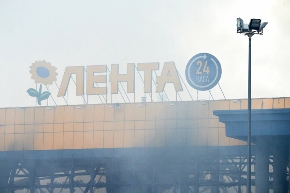 Компания планирует восстановить гипермаркет в 2022 году.