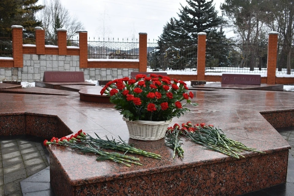 Траурная церемония состоялась 28 января. Фото: пресс-служба администрации Симферополя
