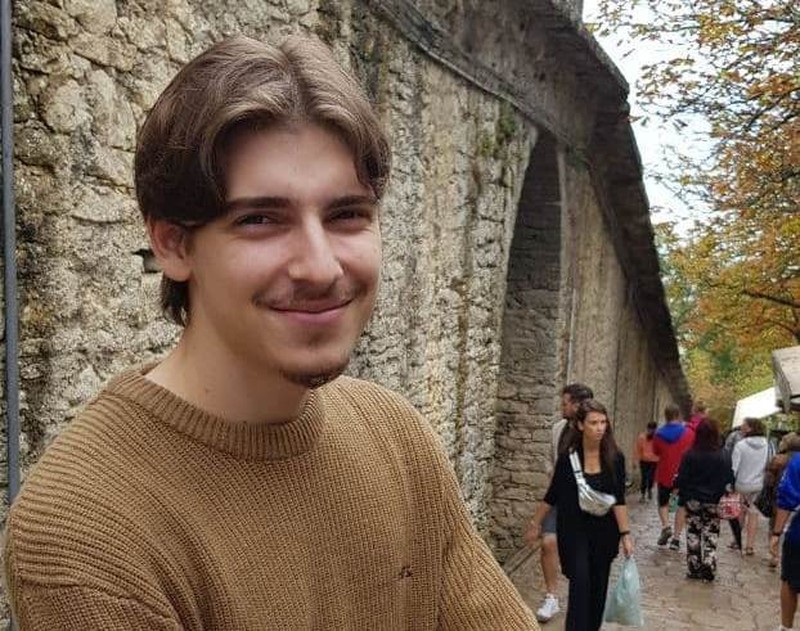 По словам родственников, Никита был добрым, романтичным парнем