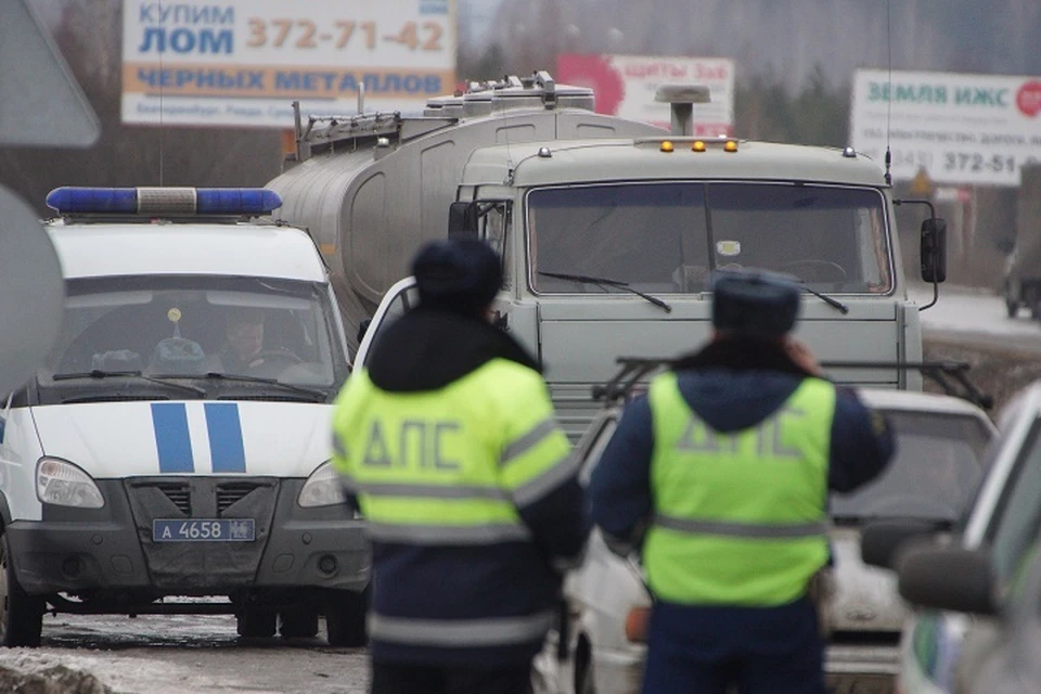 Движение в сторону Красавинского моста затруднено.