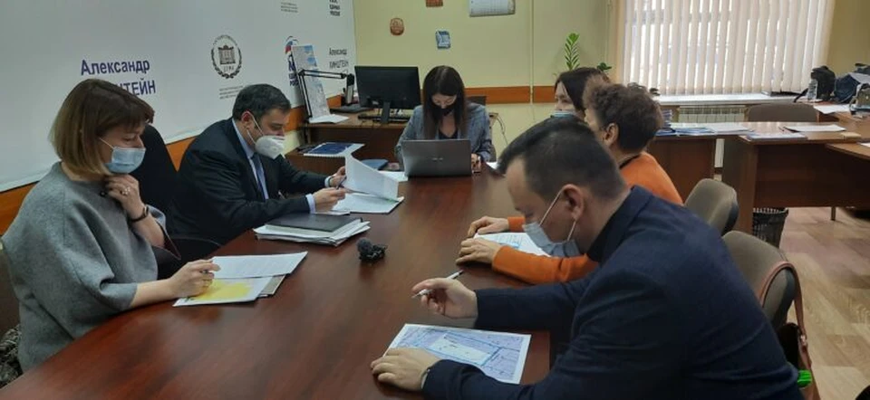 Александр Хинштейн пообещал помочь со строительством нового ФОКОТа на месте стадиона / Фото: hinshtein.ru