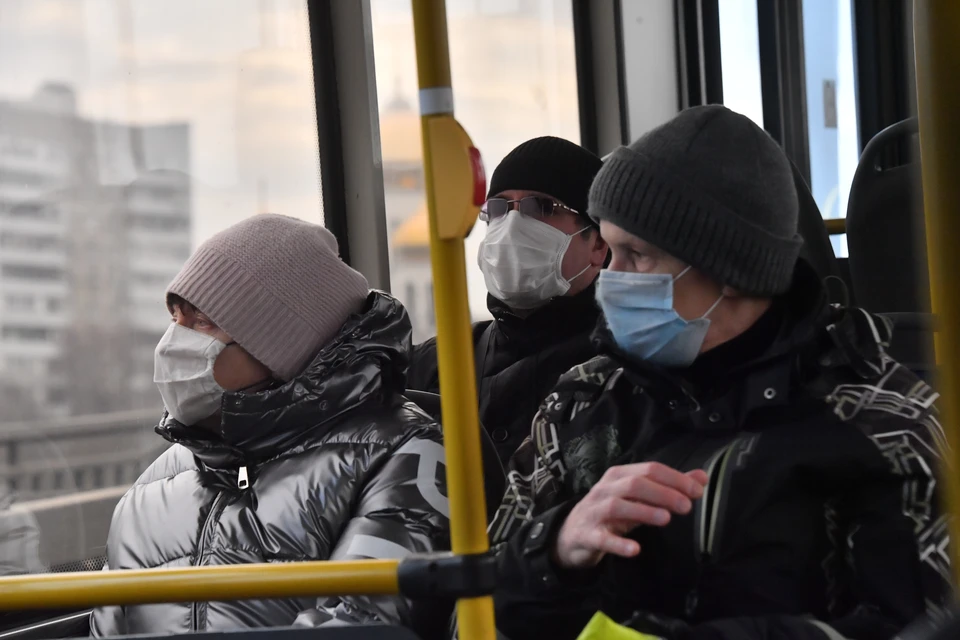 В момент аварии в салоне общественного транспорта находились 15 человек