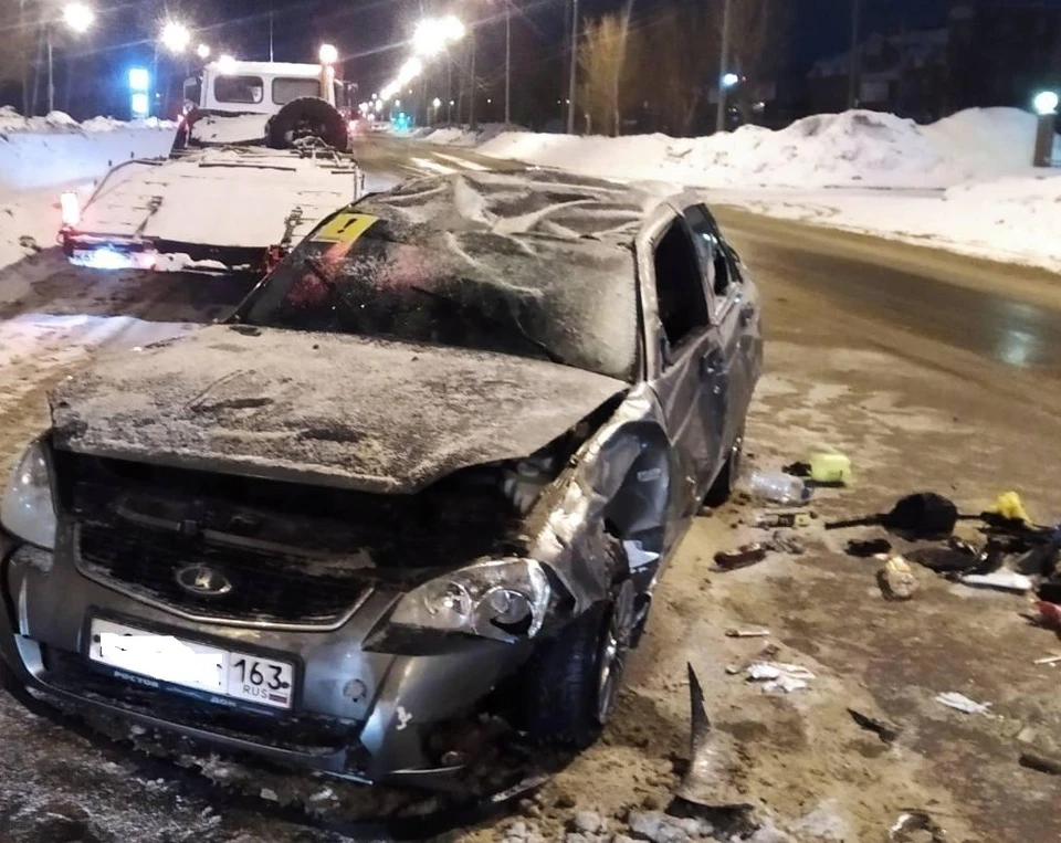 Легковушка перевернулась. Фото: Гу МВД России по Самарской области