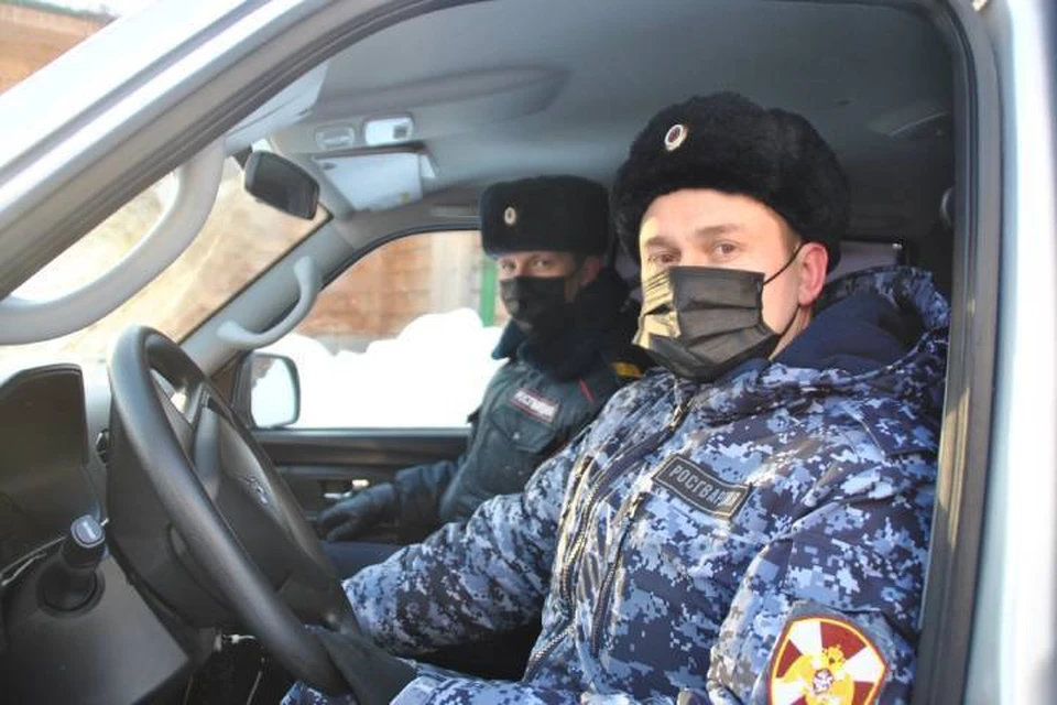 Задержать подозреваемую удалось благодаря своевременным действиям сотрудников Росгвардии. Фото: 43.rosguard.gov.ru