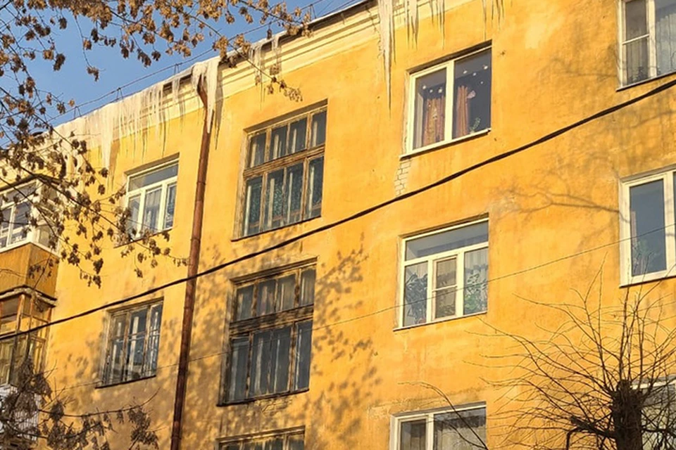 С крыши на подростка упала сосулька Фото: СУ СК РФ по Тверской области