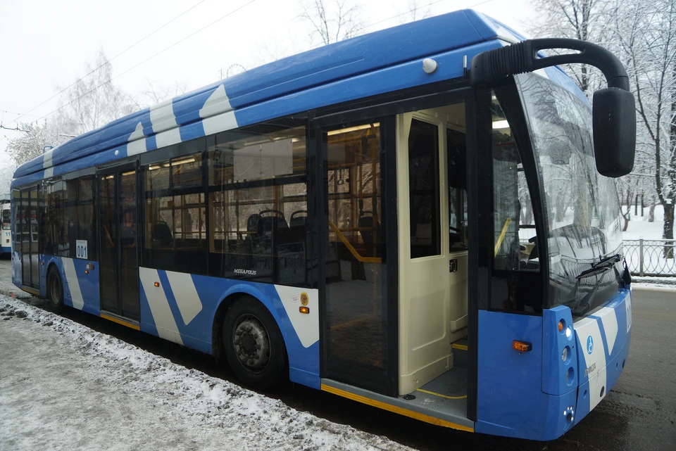 Такие троллейбусы с автономным ходом ездят по Екатеринбургу.
