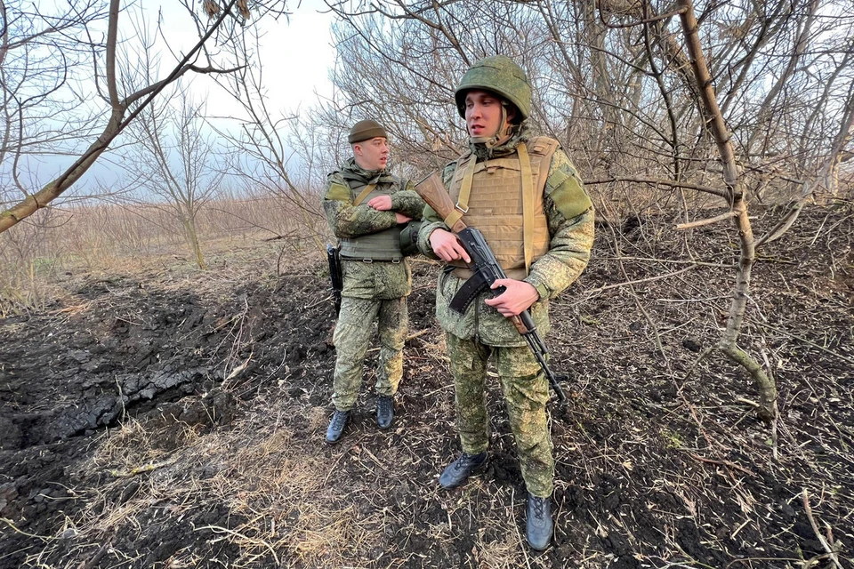 День защитника Отечества, отмененный на Украине еще при Порошенко, ВСУ традиционно «отмечают» массированными ударами по позициям Народной милиции.
