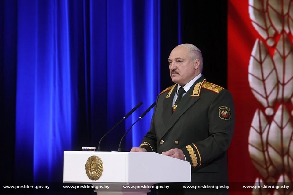 Лукашенко 24 февраля созвал оперативное совещание с Минобороны. Фото: president.gov.by
