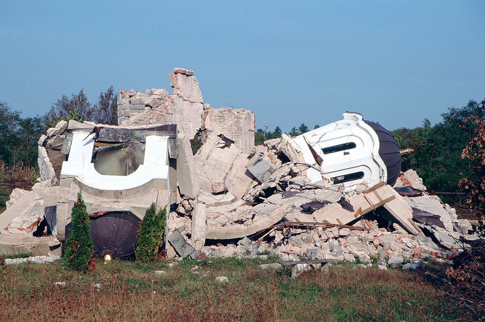 Разрушенная сербская православная церковь - результат бомбардировок НАТО в 1999 году.