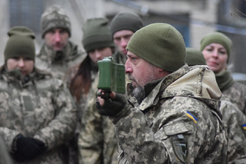 Украинская армия заминировала и подходы к городу. Фото: штаб «ООС»