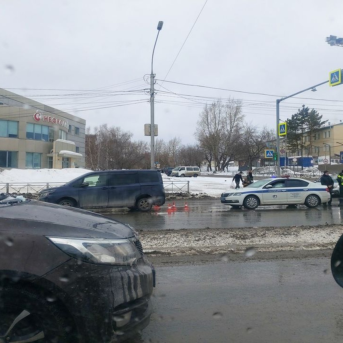 В Новосибирске на пересечении Таймырской и Немировича-Данченко сбили  женщину - KP.RU