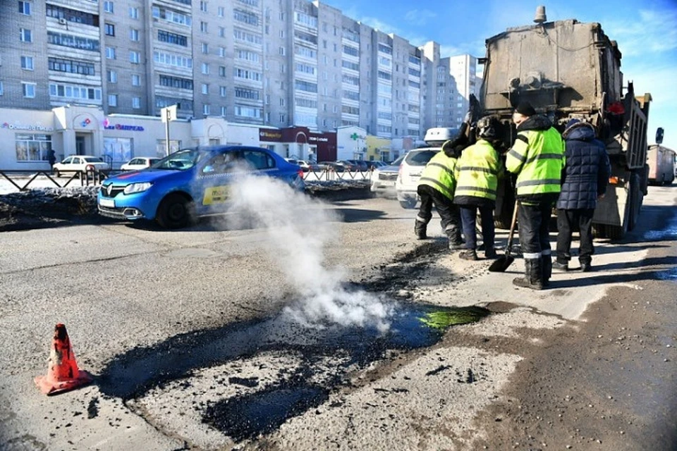 Новости ярославля про город. Проспект Машиностроителей Ярославль. Улица Машиностроителей Ярославль. Ривьера, Ярославль, проспект Машиностроителей. Авария на Машиностроителей.