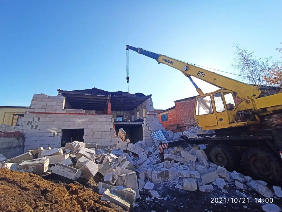 Строящееся здание в Троицке обрушилось 21 октября во время работ