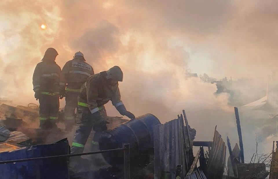 Фото с места пожара.