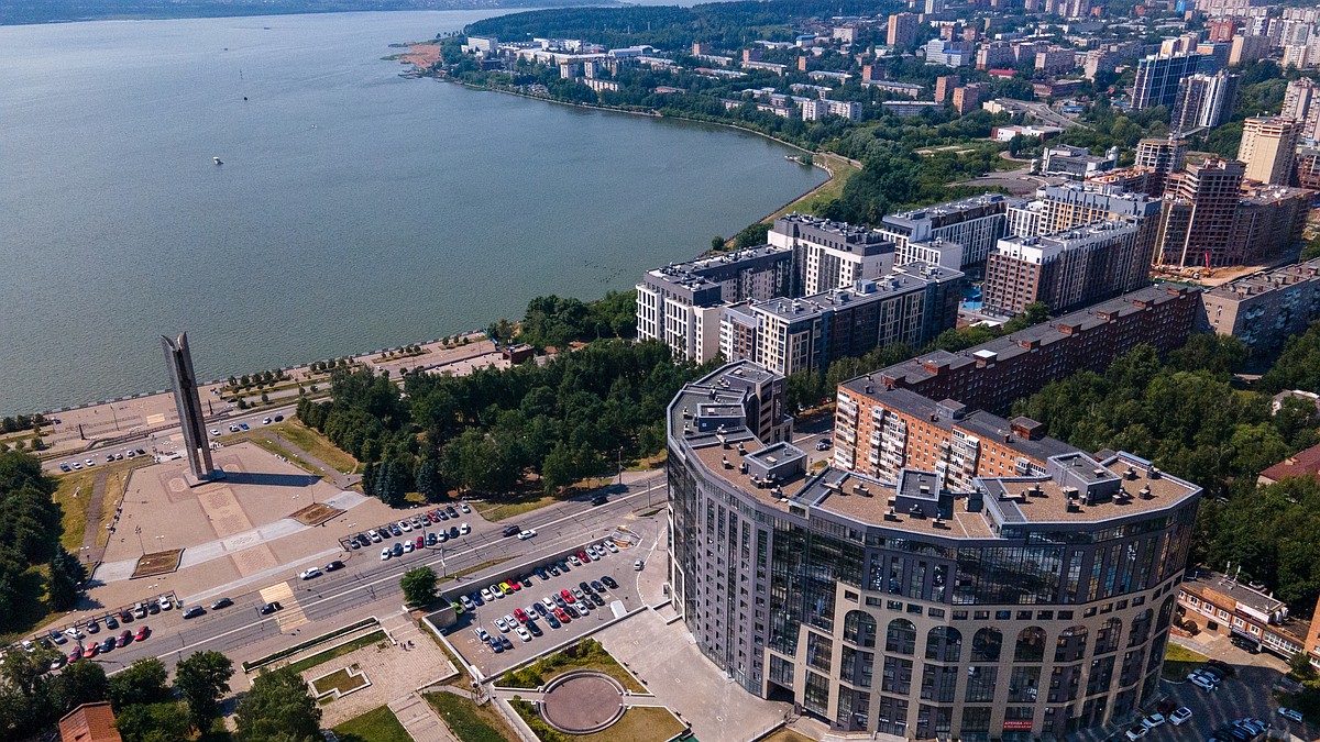 Арендодателя небезопасного плавучего дома на пруду осудят в Ижевске - KP.RU