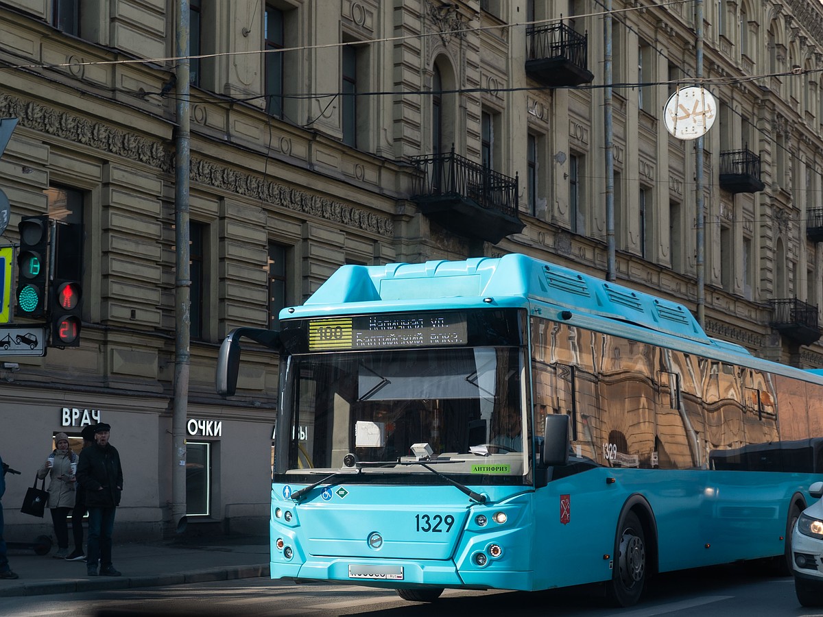 Смольный напомнил, как оплачивать проезд в общественном транспорте  Петербурга с 1 апреля - KP.RU