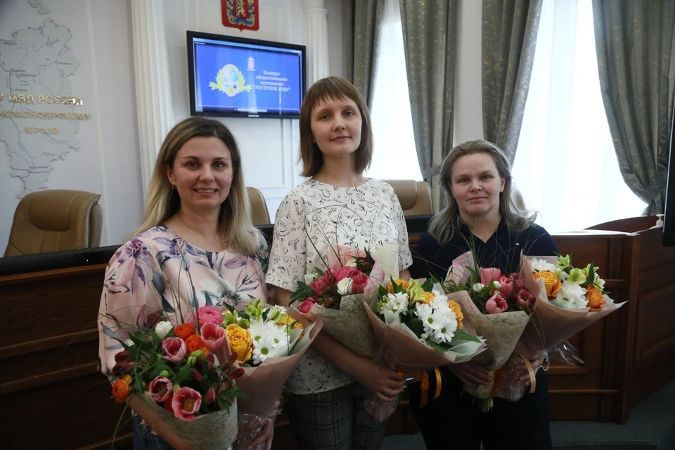 Слева направо: Евгения Толстая, Ирина Шабанова и Наталья Стус