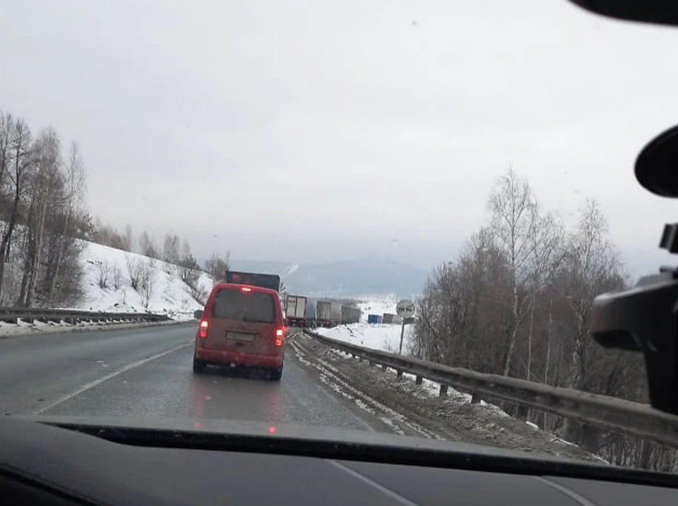 Трасса м5 уфа челябинск. Трасса фото. Пробка на дороге. Трасса м5 Челябинск. Пробка на трассе.